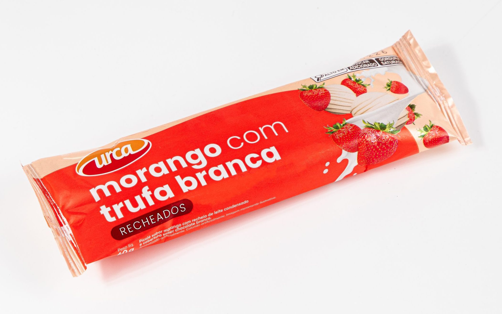 Picolé Morango com trufa branca